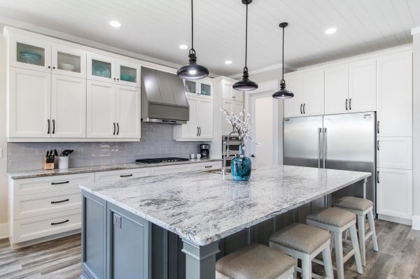 Modern Kitchen Remodeling in Redwood City